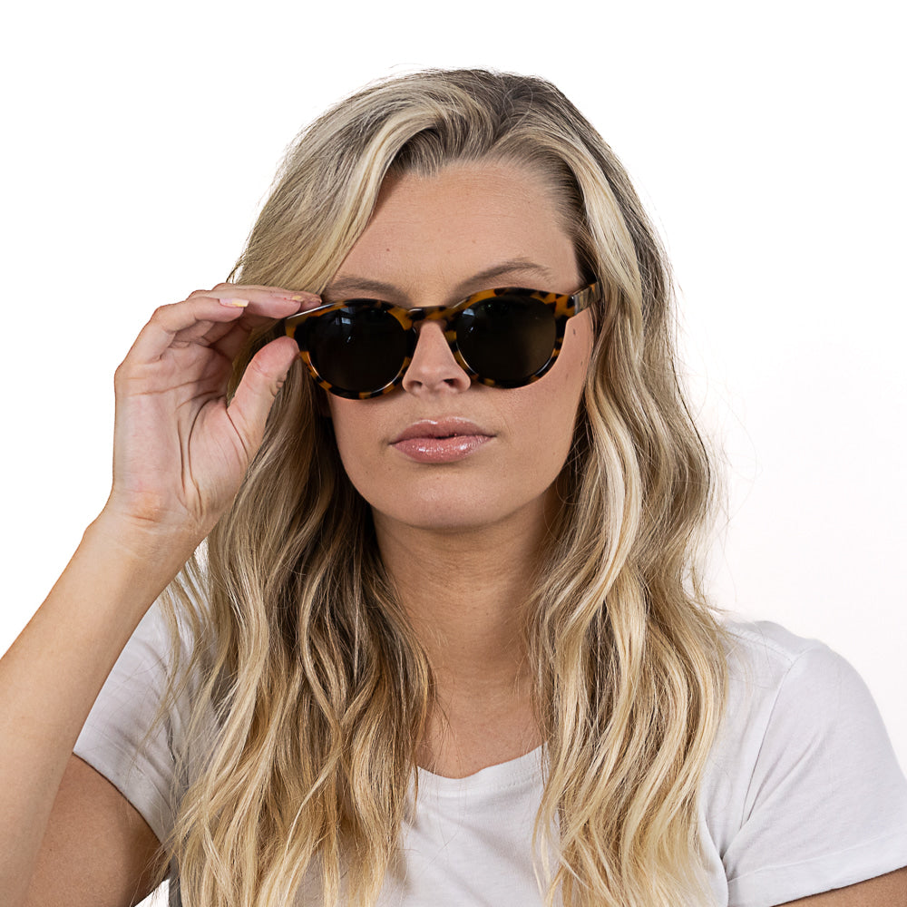 OTIS HONEY TORT - Bio Acetate Ivory Tortoise Frame l Khaki Polarised Lens